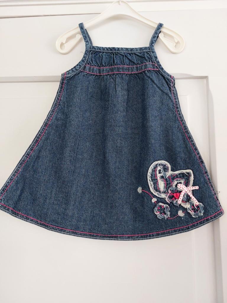 Leuk jurkje van spijkerstof maat 74, Kinderen en Baby's, Babykleding | Maat 74, Ophalen of Verzenden, Zo goed als nieuw, Meisje