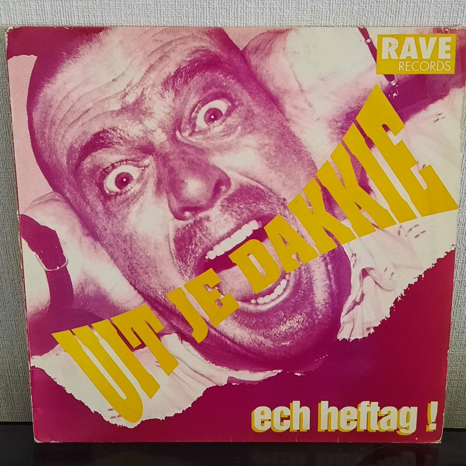 Ech heftag! - Uit je dakkie, Ophalen of Verzenden, Zo goed als nieuw, Overige formaten