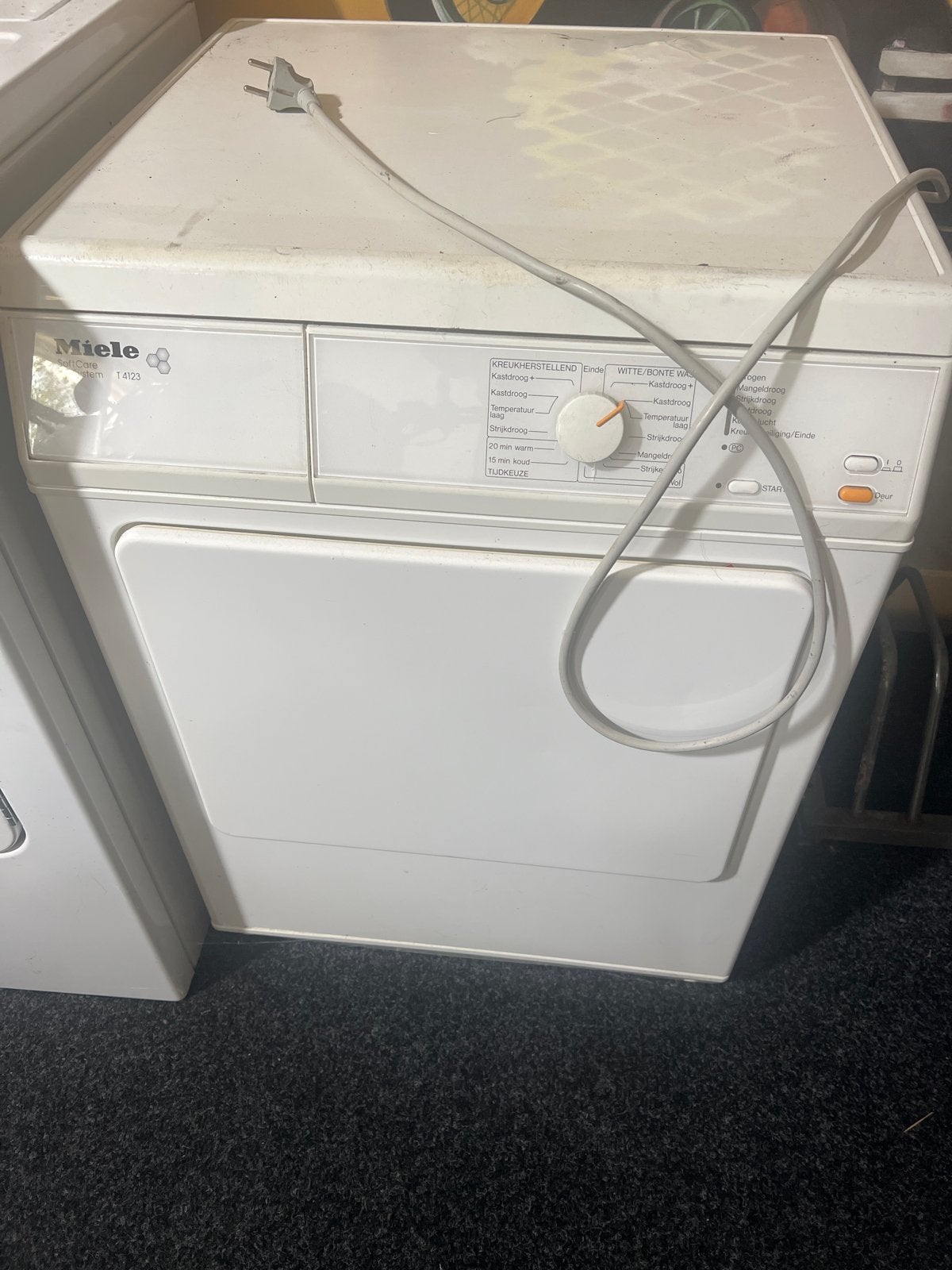 Miele T4123 Wasdroger - Betrouwbaar en Efficiënt, Ophalen, 6 tot 8 kg, Gebruikt, Luchtafvoer