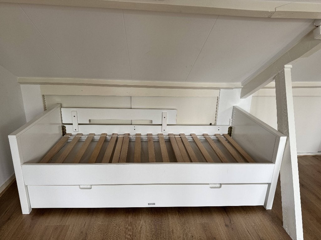 Bed 200x90 met logeer/opberglade, Bopita Jonne, 90 cm, Eenpersoons, Wit