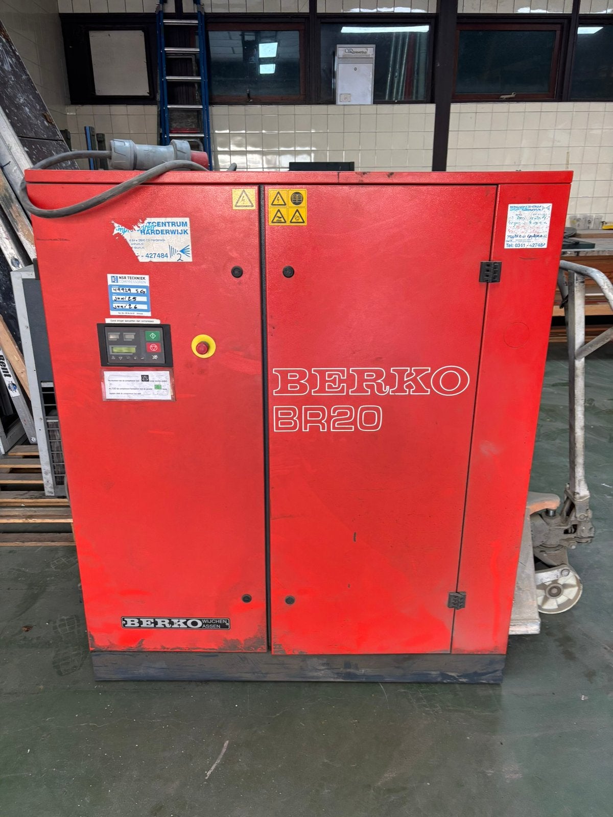 Schroef compressor Berko BR20, Ophalen, Gebruikt, 800 liter/min of meer, 10 bar of meer