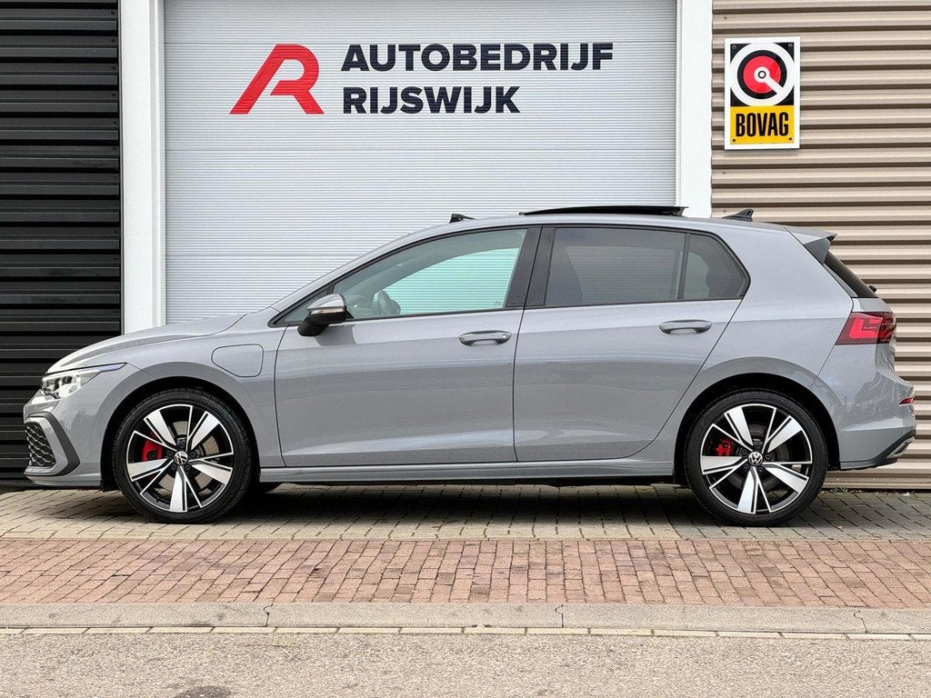 Volkswagen Golf 1.4 eHybrid GTE Pano/IQ.Light/Camera, 12 maanden, Automatische klimaatregeling, Gebruikt, 4 cilinders