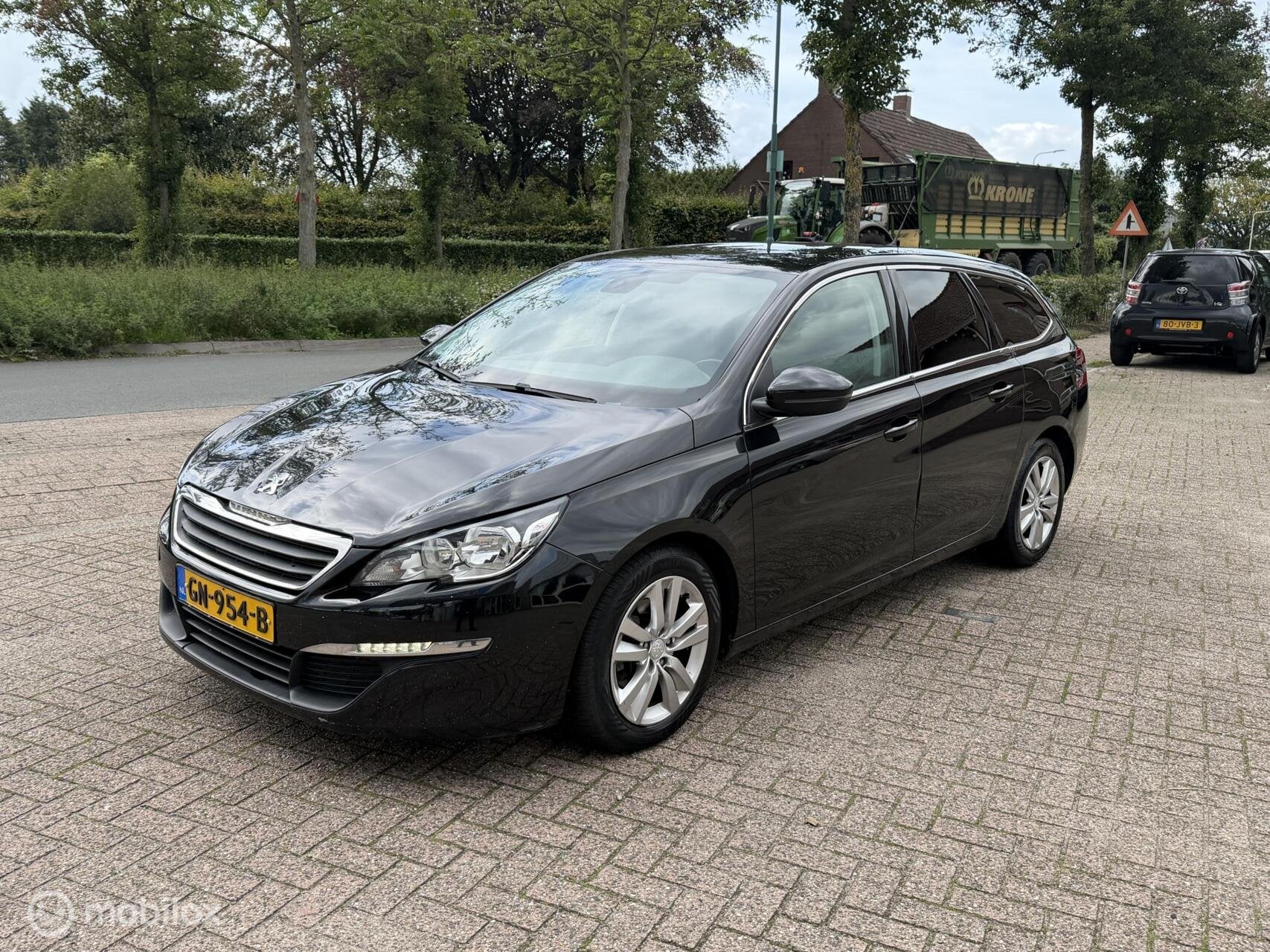 Peugeot 308 SW 1.6 BlueHDI Blue Lease Executive, Auto's, Voorwielaandrijving, Gebruikt, 4 cilinders, Zwart