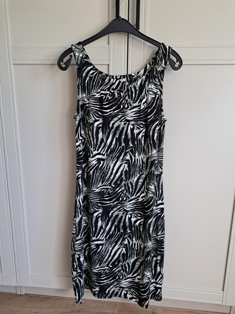 So Soire zomerjurkje met trendy zebraprint, maat S., Kleding | Dames, Jurken, So Soire, Meerkleurig, Ophalen of Verzenden, Zo goed als nieuw