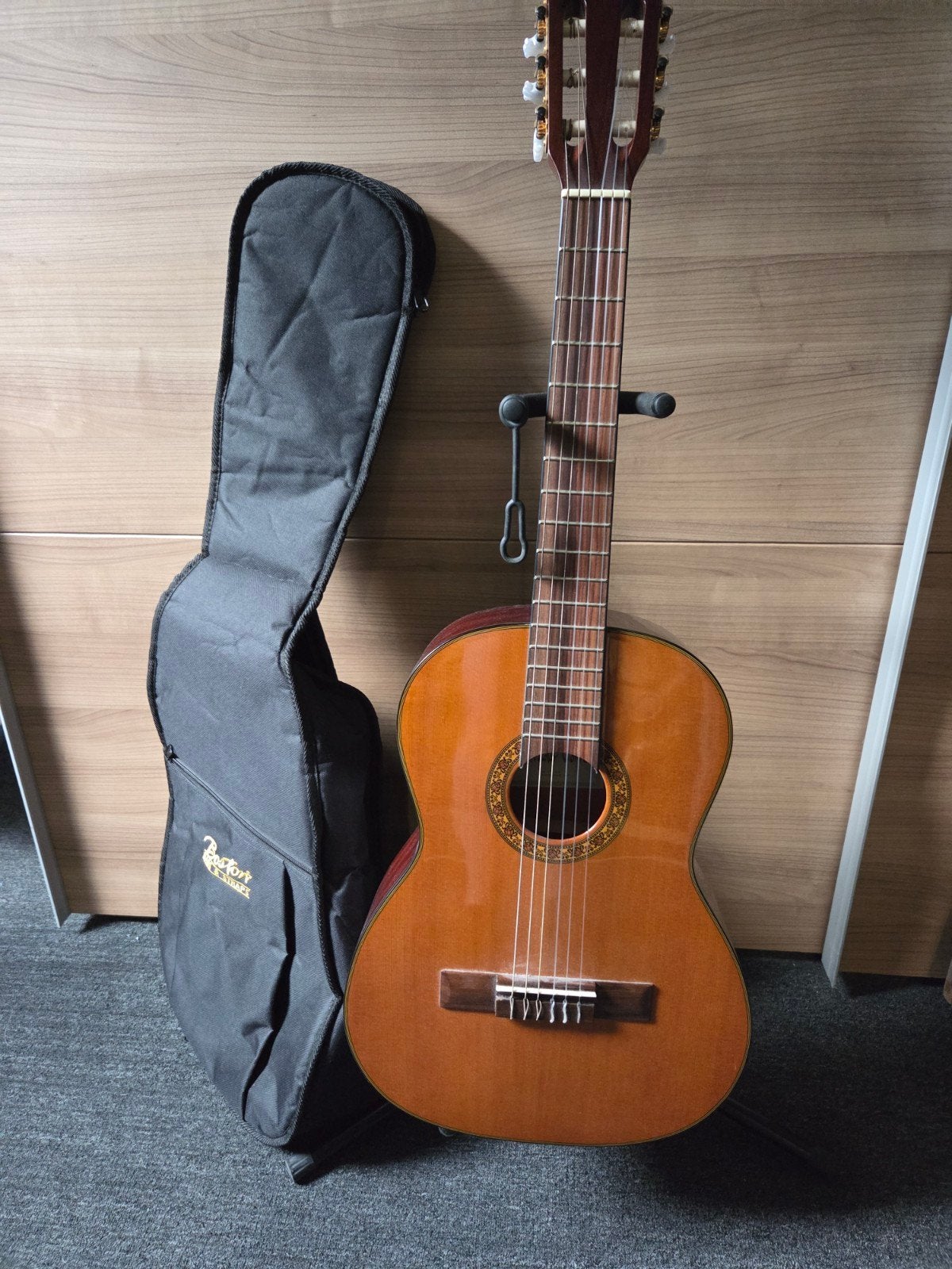 Salvador Cortez SCG-534 Klassieke gitaar met hoes, Ophalen, Gebruikt, Klassieke of Spaanse gitaar, Met koffer