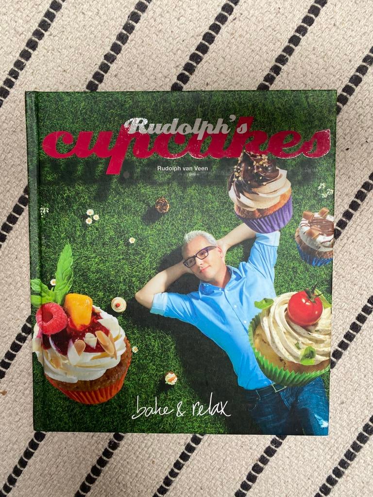 Rudolph van Veen - Rudolph's cupcakes, Ophalen of Verzenden, Zo goed als nieuw, Rudolph van Veen