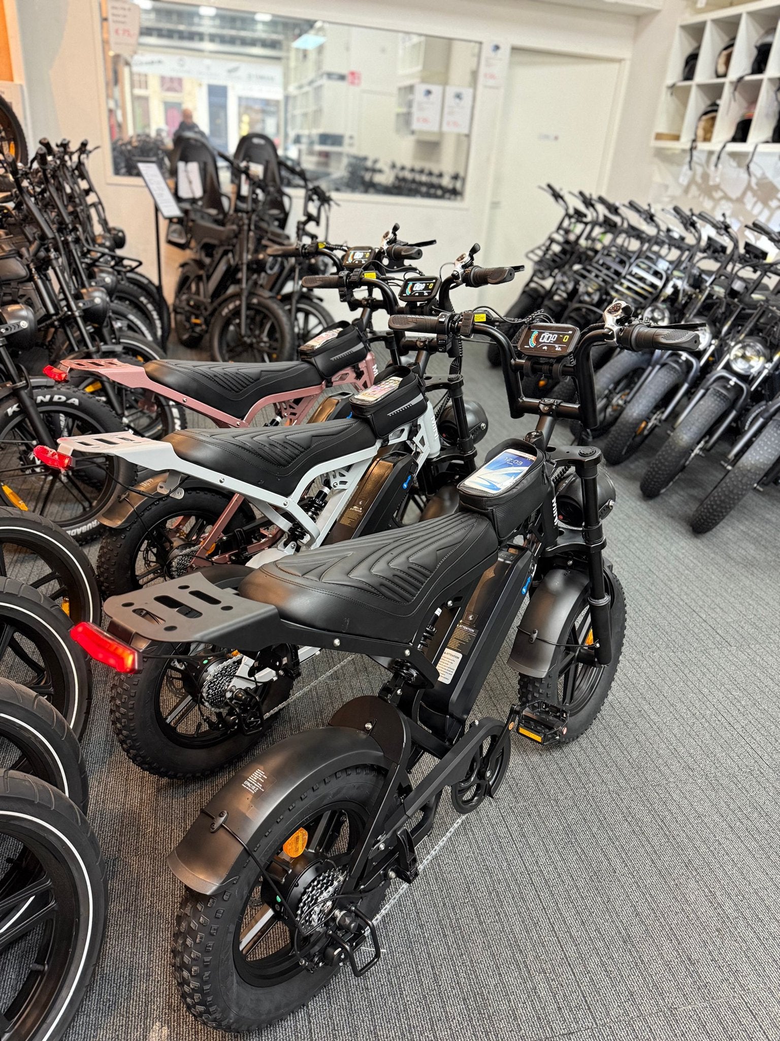 Fatbike V20 mini NIEUWSTE MODEL ZWART NARDO GREY ROSE GOLD, Fietsen en Brommers, Overige merken, -, -, Nieuw