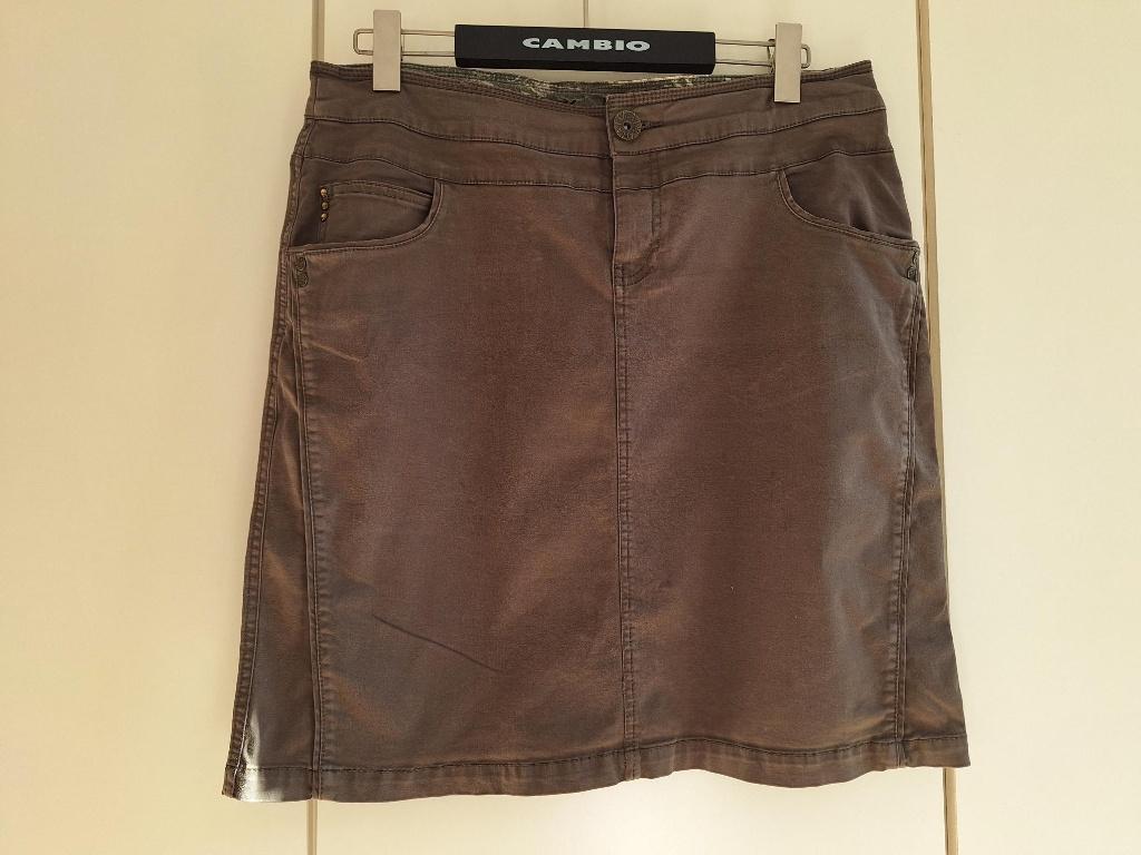 Khaki katoenen rok Charles vogele Casa blanca m42-44, Kleding | Dames, Rokken, Maat 42/44 (L), Ophalen of Verzenden, Casa Blanca
