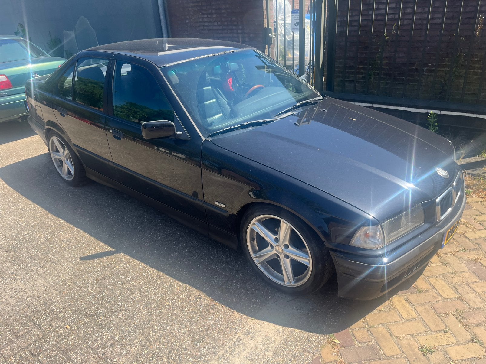 BMW 3-Serie 2.5 I 323 1997 Zwart, Auto's, 2500 cc, Achterwielaandrijving, Zwart, Origineel Nederlands
