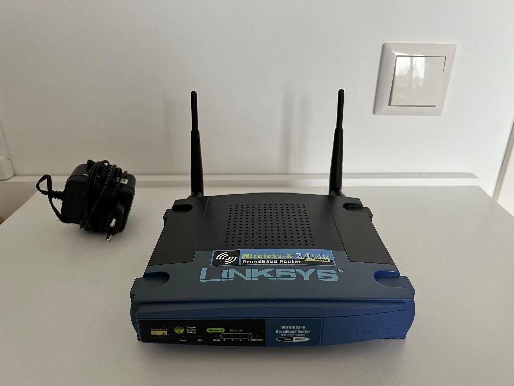 Linksys WRT54G Wifi Router + Adapter – Werkend, Computers en Software, Routers en Modems, Gebruikt, Router, Ophalen of Verzenden