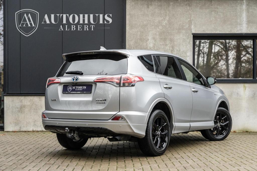 Toyota RAV4 2.5 Hybrid Black Edition 1e eig Trekhaak Panoram, Bedrijf, Hybride Elektrisch/Benzine, Rav4, 93 €/maand