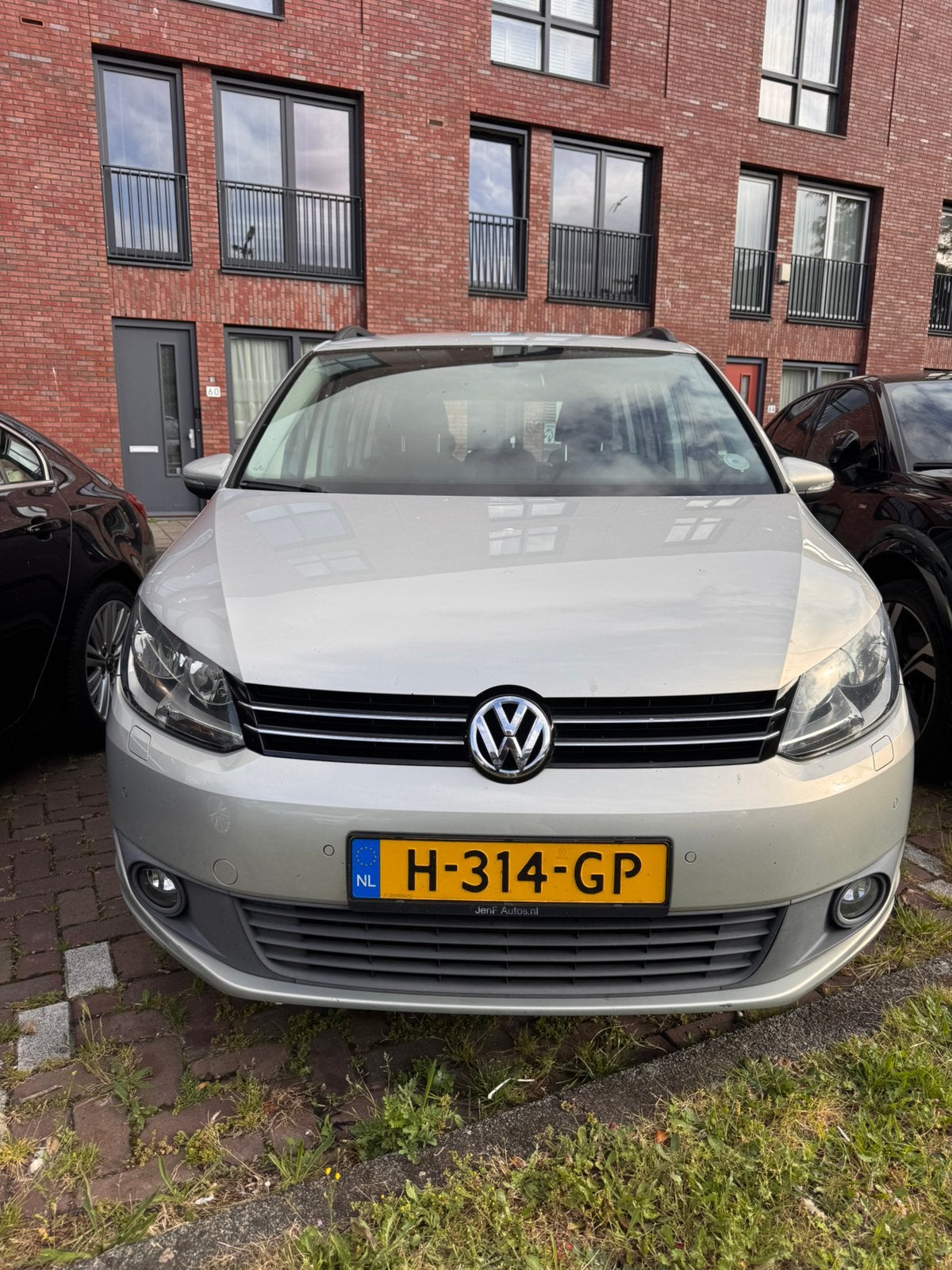 Volkswagen Touran 1.4 TSI 103KW Dsg7 2011 Grijs, Auto's, Volkswagen, Particulier, Touran, Benzine, B, MPV, Automaat, Geïmporteerd
