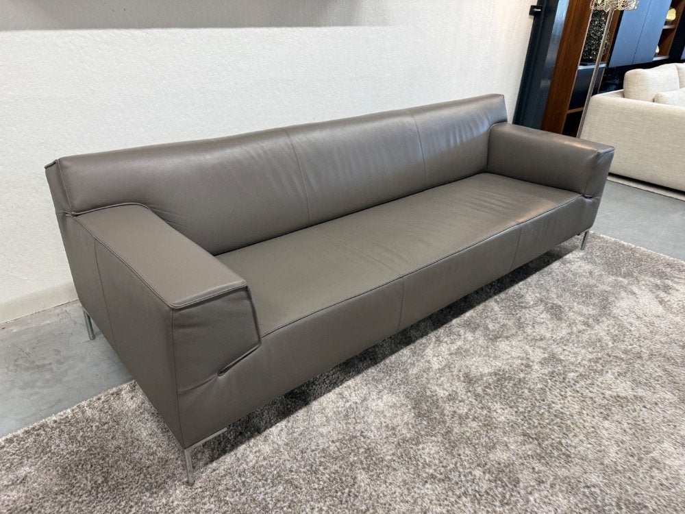Design on Stock Bloq 4 Zits bank Taupe leer 257, 250 tot 300 cm, Design on Stock, Ophalen of Verzenden, Zo goed als nieuw