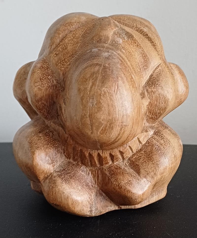 Boeddha beeld geeft een verlegen of bescheiden man aan, Ophalen of Verzenden, Gebruikt, Hout