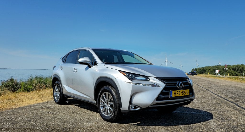 Lexus NX 200t 2.0 Turbo AWD uit 2015, Auto's, Automaat, 238 pk, Zwart, 1811 kg