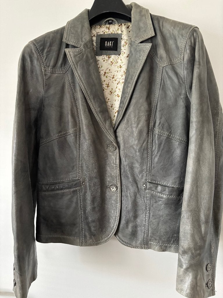 Leren jasje (grijs) maat 44 merk Saki, Kleding | Dames, Ophalen, Maat 42/44 (L), Zo goed als nieuw, Jasje