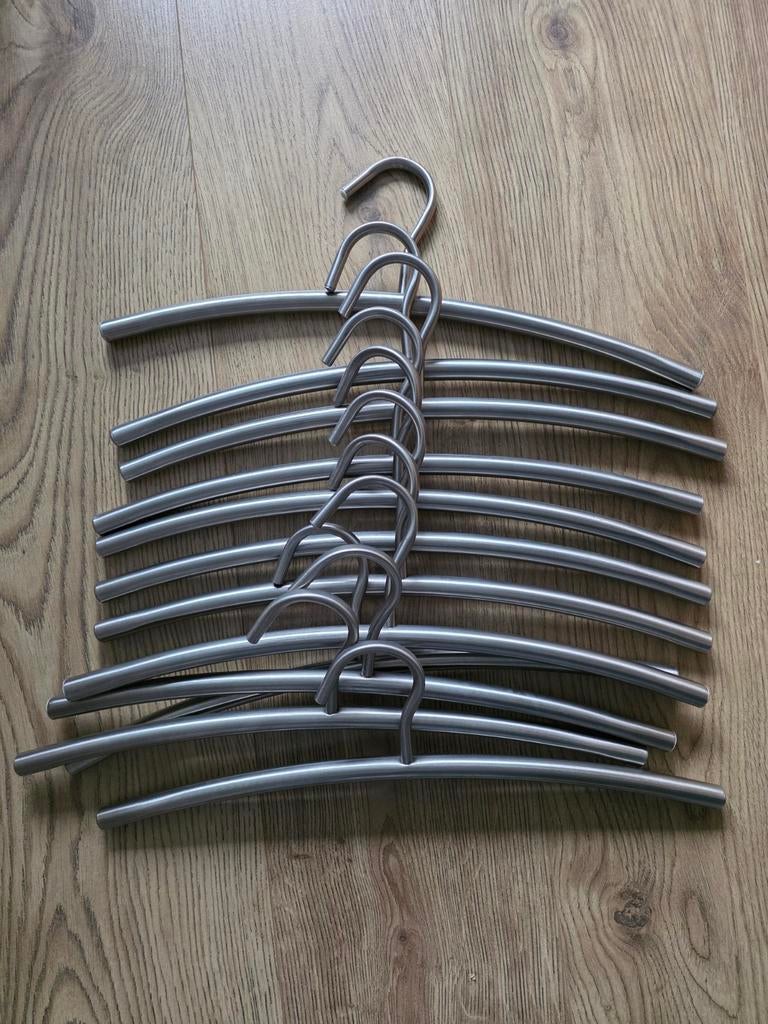 Set van 12 RVS kledinghangers, Ophalen, Gebruikt, Volwassenen