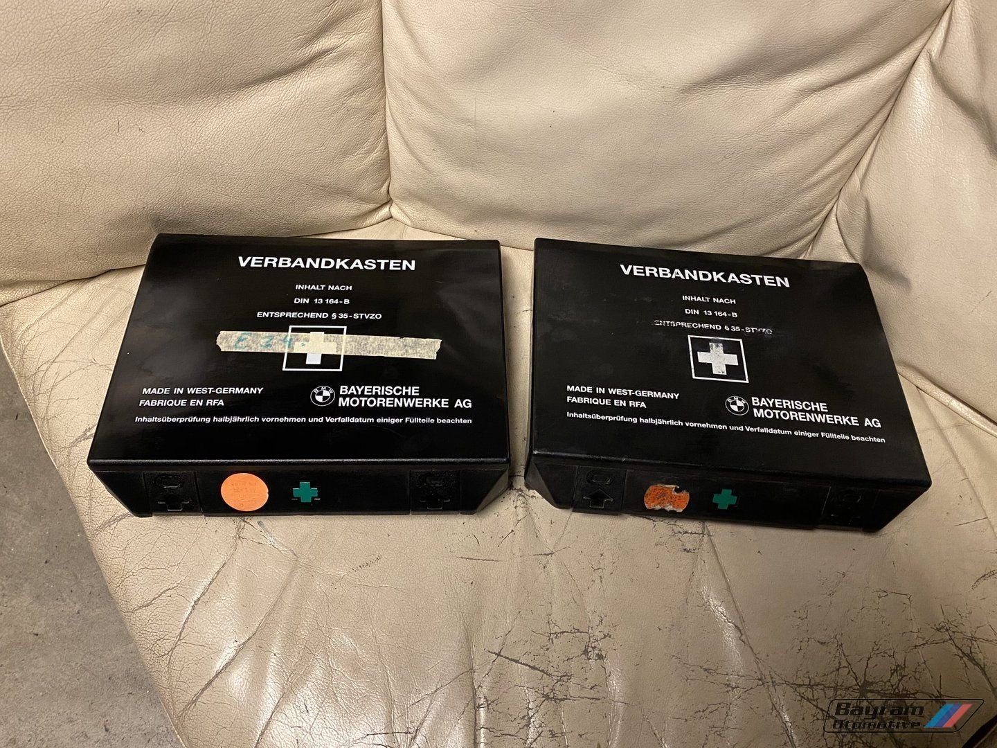 Bmw E34 EHBO doos E32 verbandtrommel stoel M5 5serie verband, Auto diversen, Auto-accessoires, Gebruikt, Ophalen of Verzenden