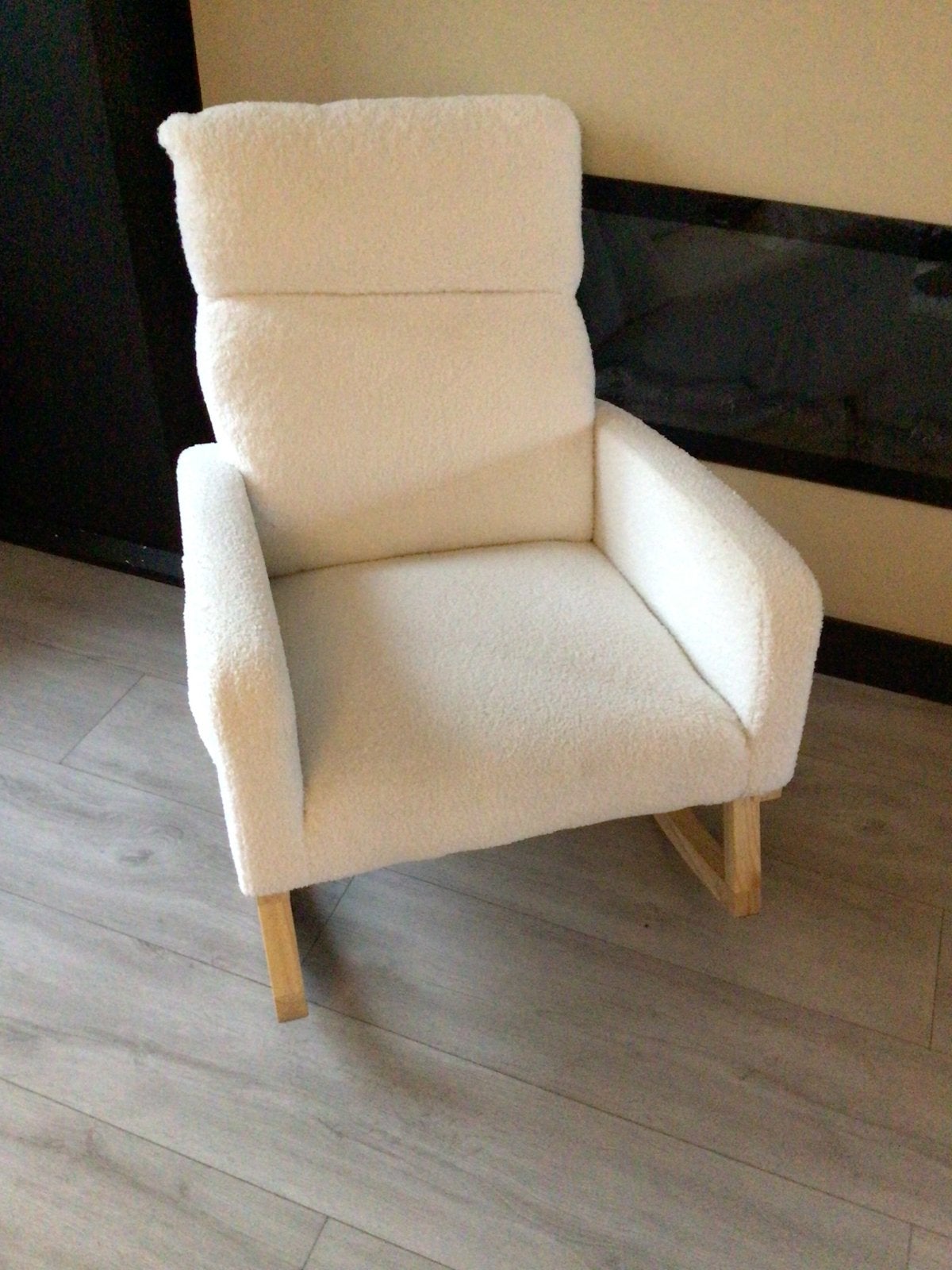 Comfortabele schommelstoel in teddy stof, Huis en Inrichting, 75 tot 100 cm, Ophalen of Verzenden, Zo goed als nieuw, Stof