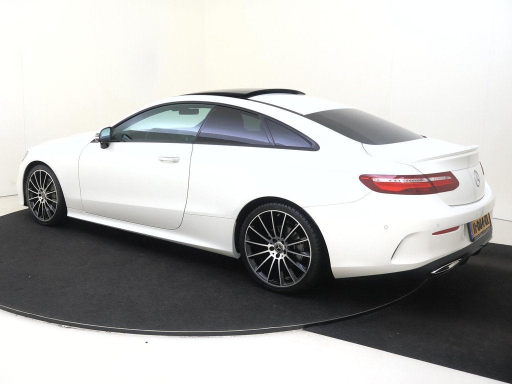 Mercedes-Benz E-klasse Coupé 200 Premium Plus / Memory-Stoe, Auto's, Automaat, Achterwielaandrijving, Euro 6, 4 stoelen