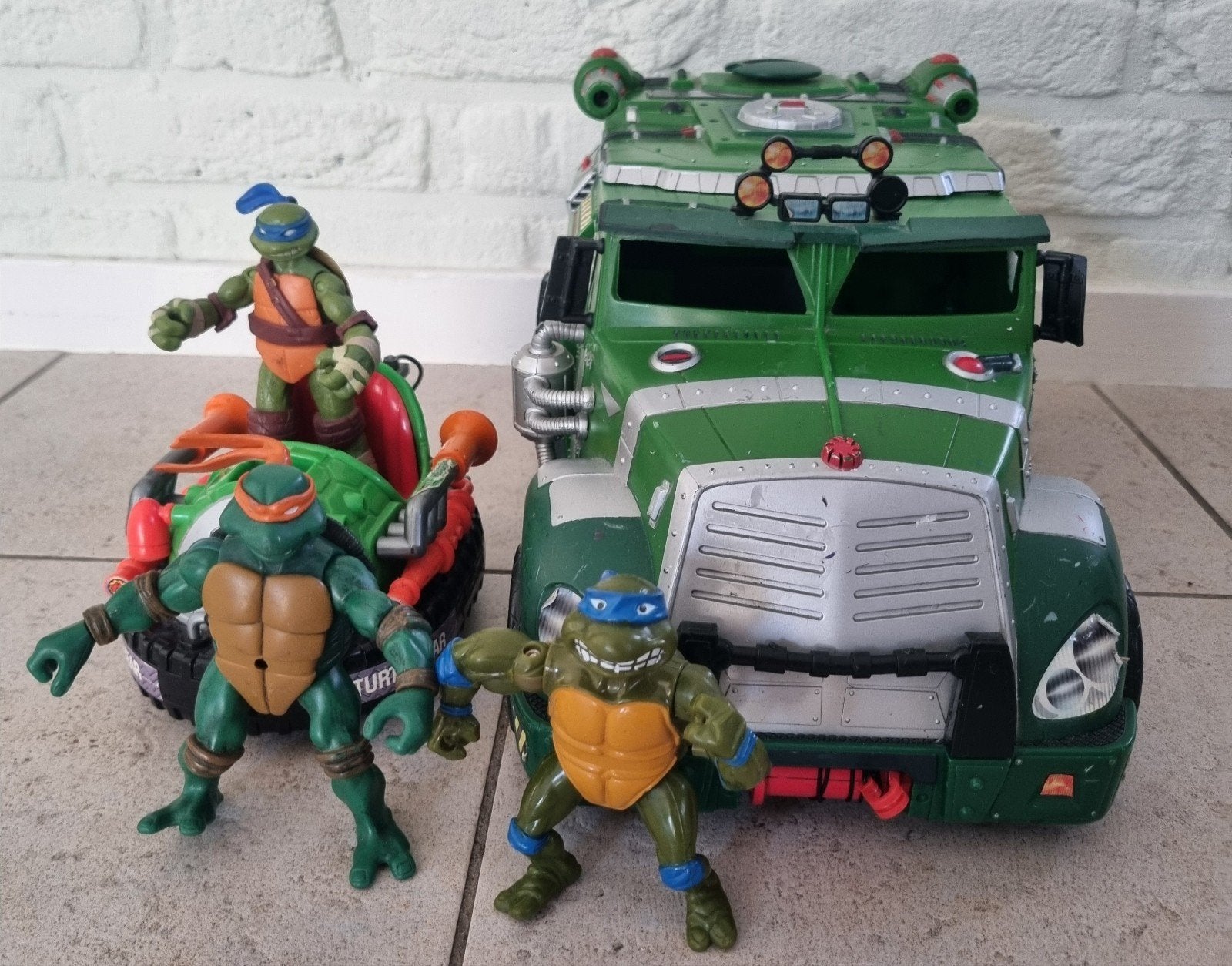 Teenage Mutant Ninja Turtles BattleShellVehic, Ophalen