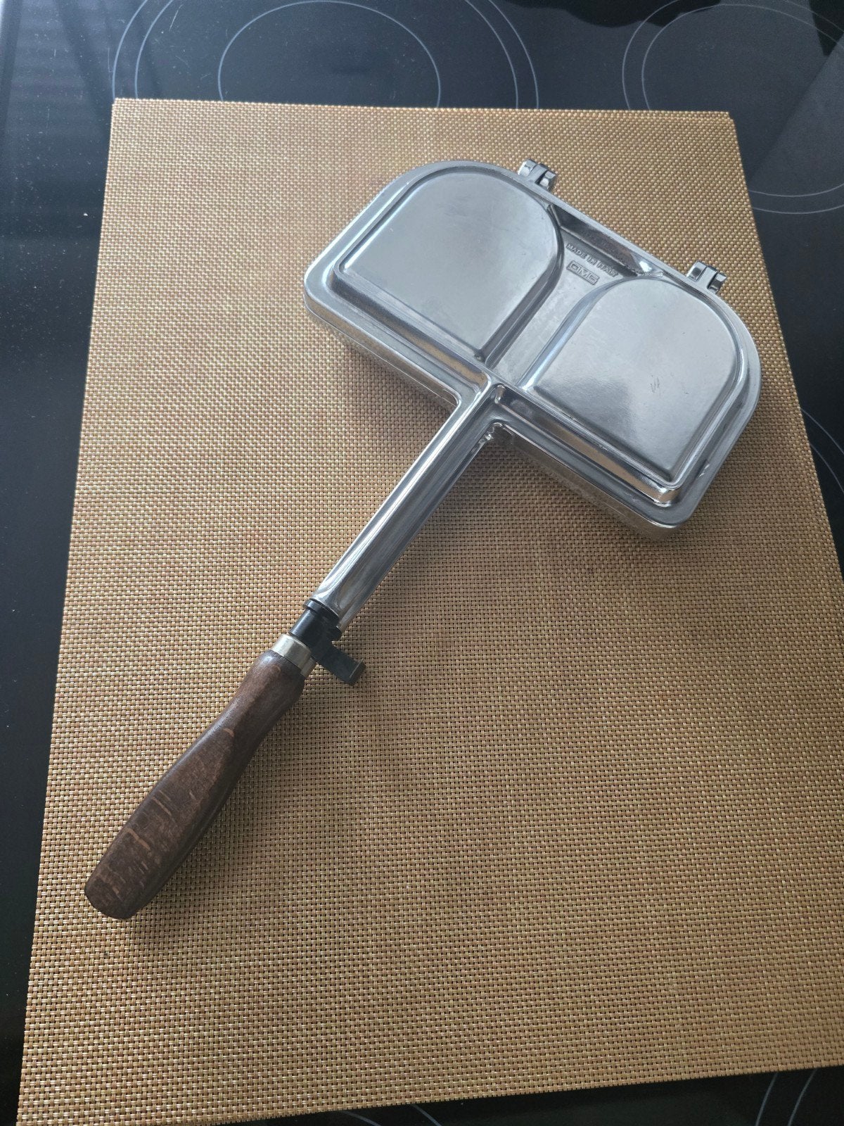 Vintage Tosti-ijzer / Sandwichmaker voor fornuis DMG made in, Witgoed en Apparatuur, Ophalen of Verzenden, Zo goed als nieuw