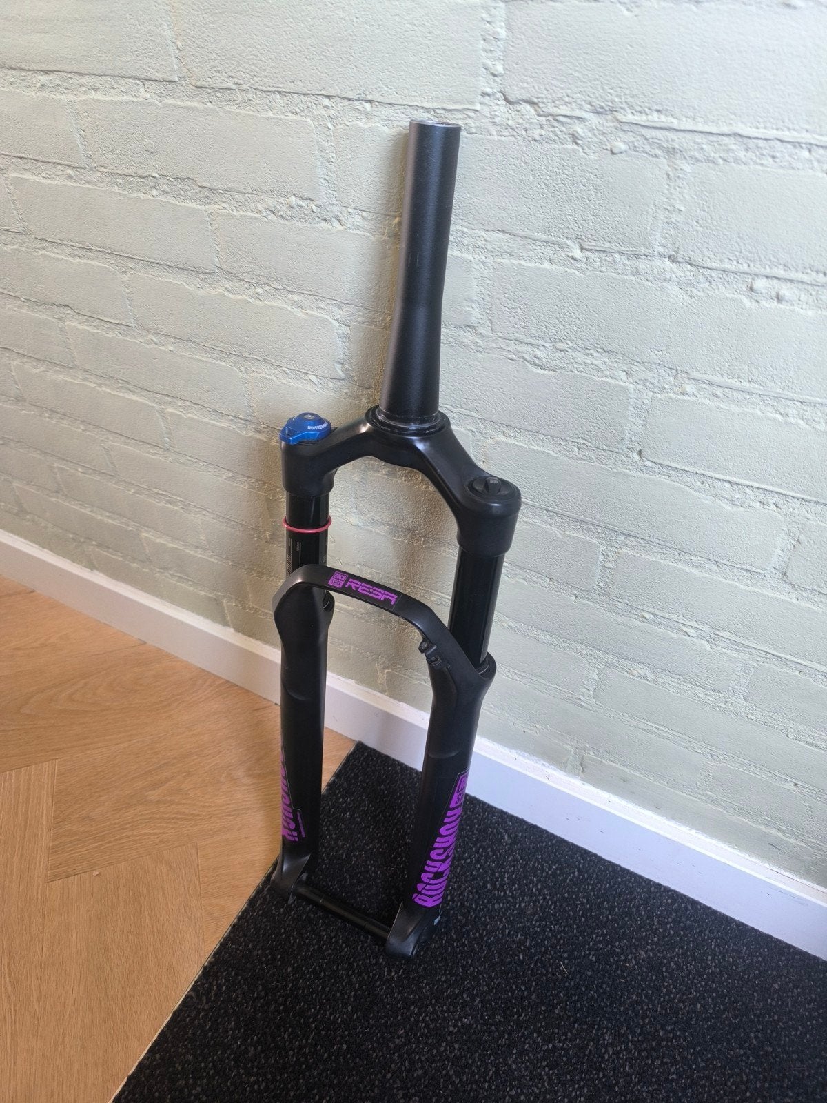 Rockshox Reba voorvork 100mm travel Boost, Dieren en Toebehoren, Paarden en Pony's | Hoofdstellen en Tuigage, Ophalen of Verzenden