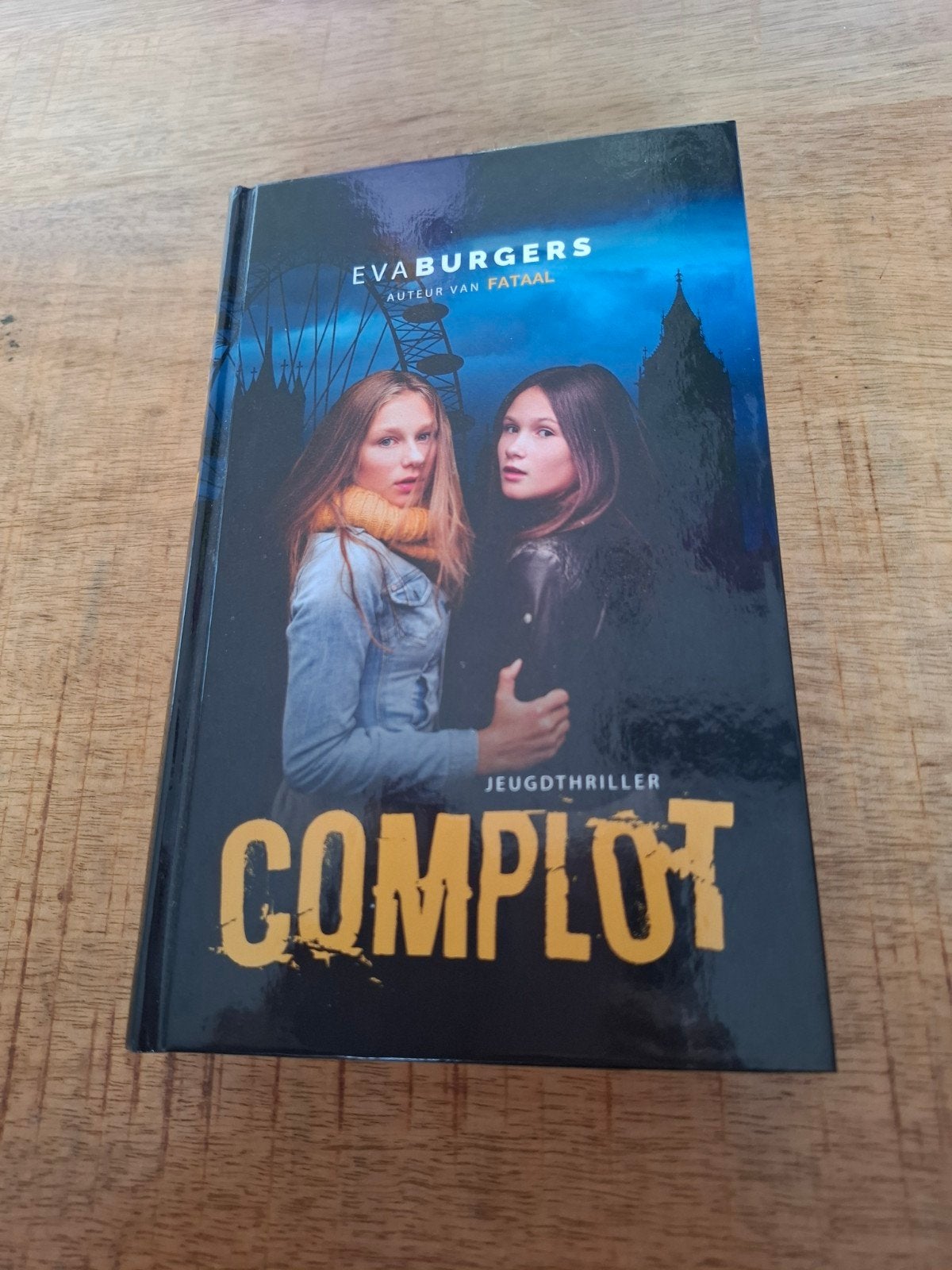 Eva Burgers - Complot, Ophalen of Verzenden, Zo goed als nieuw, Eva Burgers