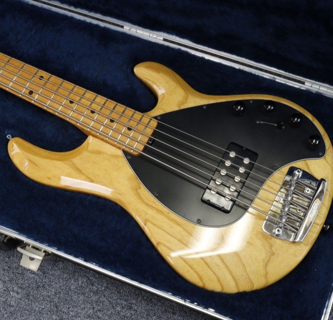 Musicman Stingray 5-snarige  basgitaar, Muziek en Instrumenten, Ophalen of Verzenden, Gebruikt, Elektrisch, 5-snarig