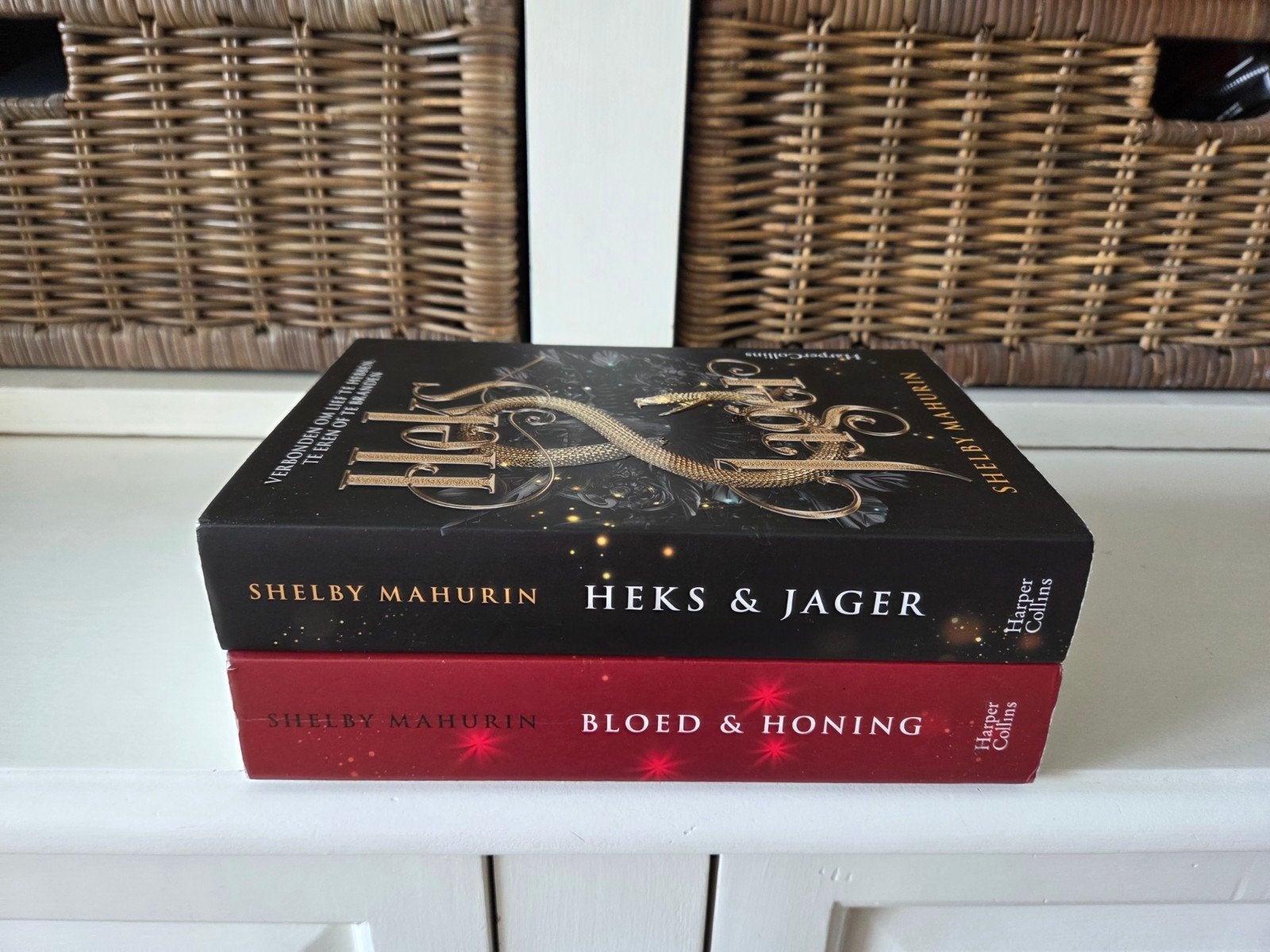 Shelby Mahurin - 2 boeken, Ophalen of Verzenden, Zo goed als nieuw