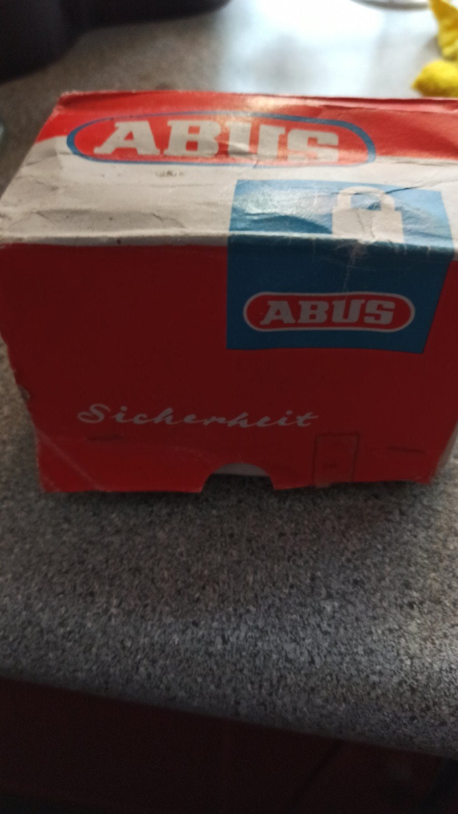 zes ABUS hang sloten in doos, Ophalen of Verzenden