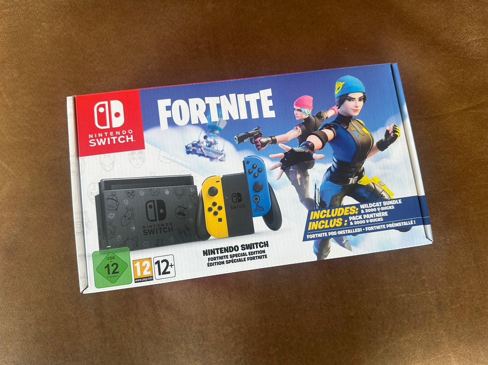 Nintendo Switch Fortnite Wildcat Bundle (In Verzegelde Doos), Ophalen of Verzenden, Zo goed als nieuw, Switch Original