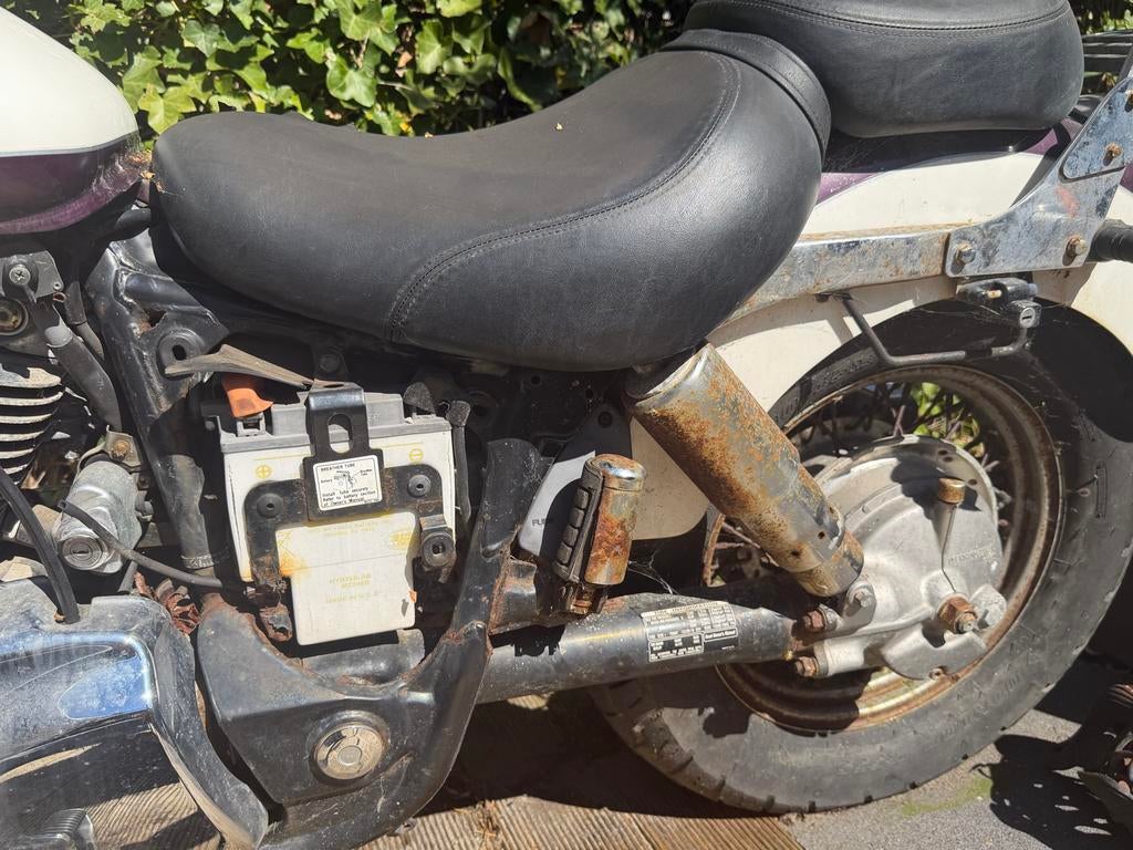 Honda Shadow Ace - Projectmotor in slechte conditie, Motoren, Motoren | Honda, Particulier, Chopper, 2 cilinders, Gebruikt, Ophalen
