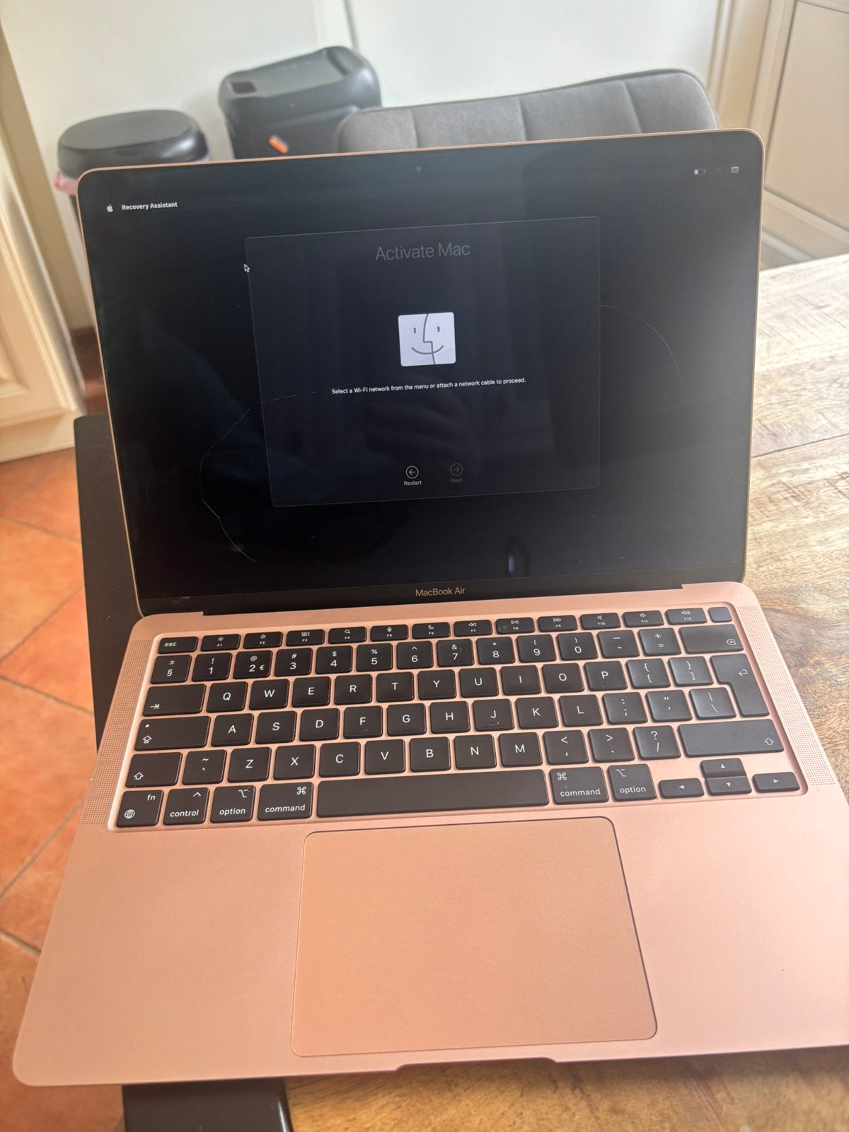 MacBook air “13 (2020) M1 Rose-Gold, Ophalen, Gebruikt, 13 inch, Minder dan 2 Ghz