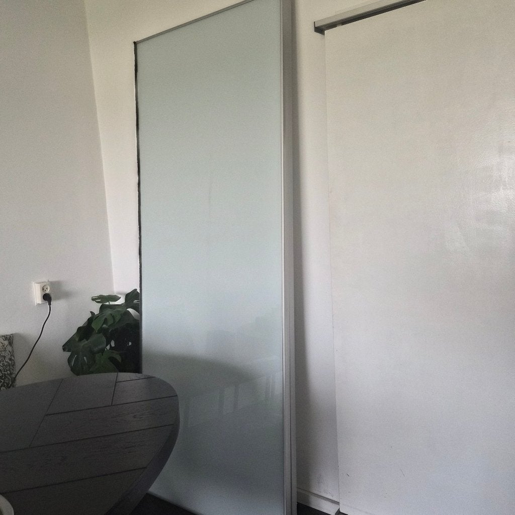 Ikea schuif kast deur, Ophalen, 100 tot 150 cm, Zo goed als nieuw, Glas