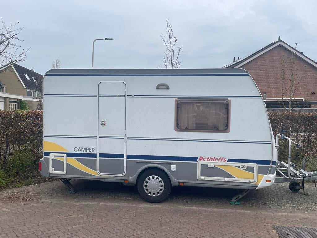 Dethleffs Camper 395HK - Compacte caravan, Caravans en Kamperen, Rondzit, Particulier, Dethleffs, Stabilisator