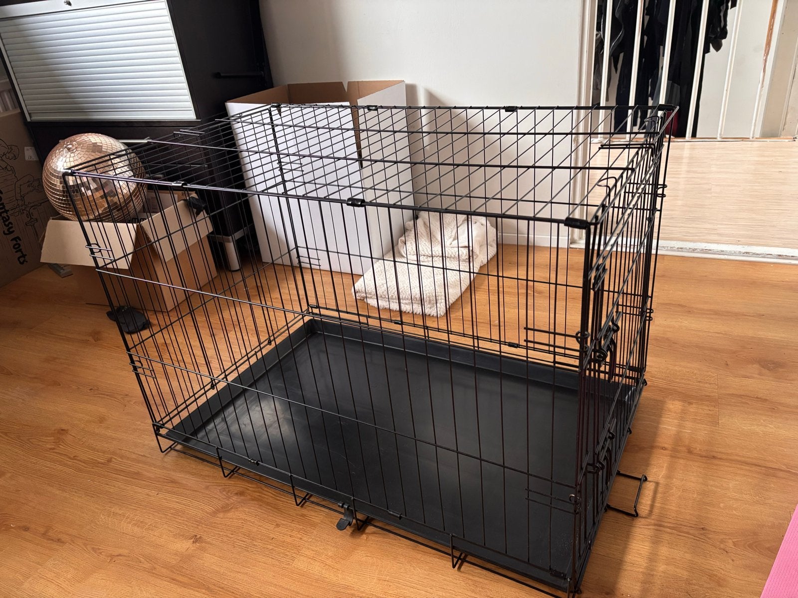 Hondenbench 90 x 57 x 65 cm – opvouwbaar – nette staat, Dieren en Toebehoren, Ophalen, Zo goed als nieuw