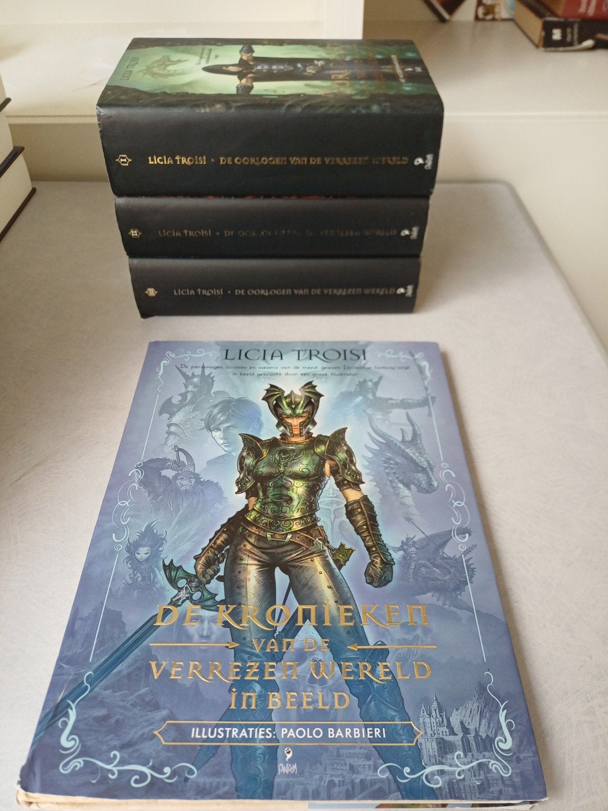 De oorlogen van de verrezen wereld, Boeken, Fantasy, Ophalen of Verzenden, Gelezen, Lucia Troisi