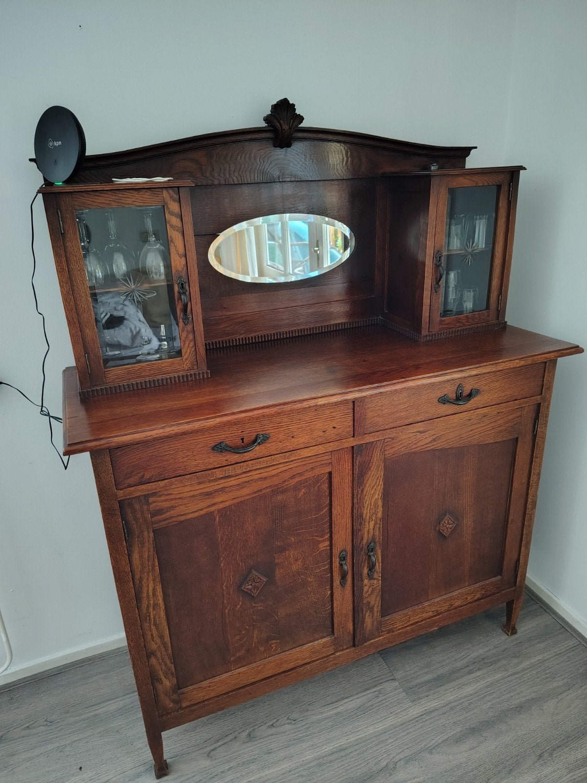 Buffetkastje, Ophalen