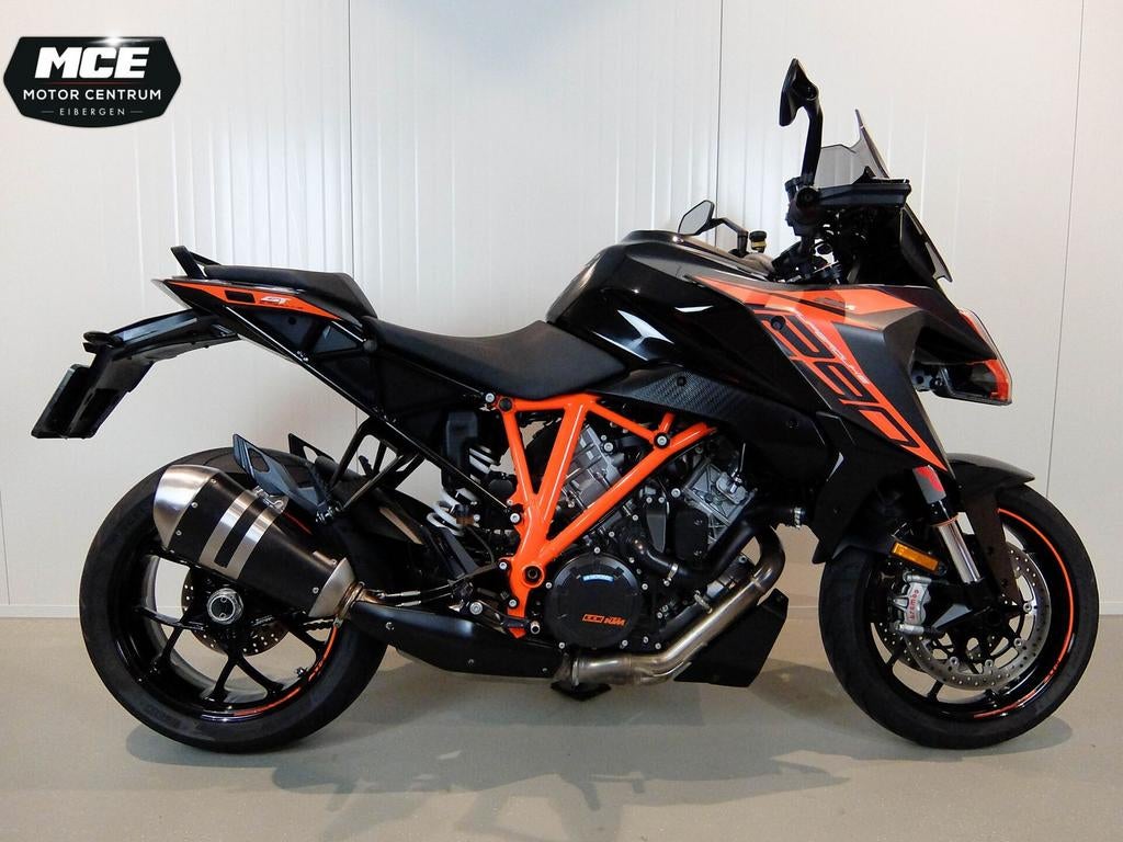 KTM 1290 SUPER DUKE GT (bj 2020), Motoren, 2 cilinders, KTM, Motorrijbewijs A, Bedrijf