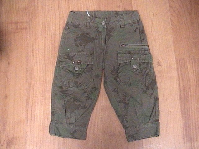 DIDI mooie NIEUWE groene 3/4 broek, leuk model maat 134 140, Broek, Meisje, Nieuw, Ophalen of Verzenden