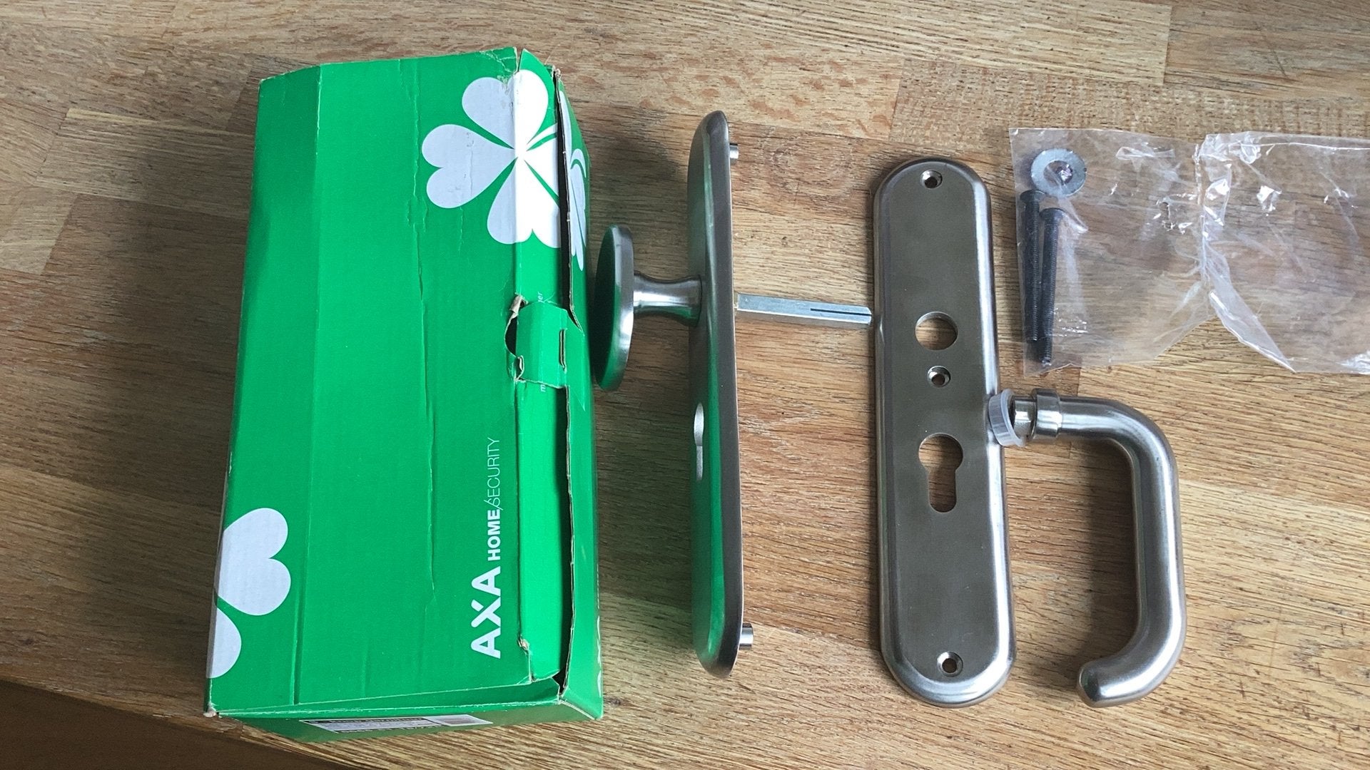 Deurbeslag, mogelijk AXA., Doe-het-zelf en Verbouw, Hang- en Sluitwerk, Ophalen of Verzenden, Gebruikt, Klink of Kruk