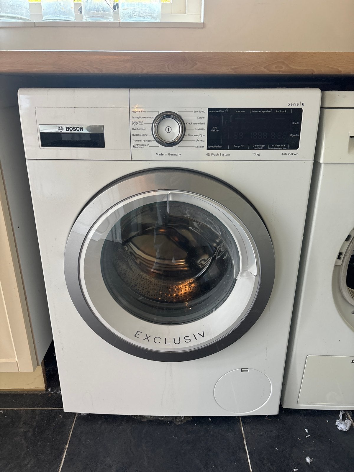 Bosch Serie 8 Wasmachine - 10 kg - 4 jaar oud, 10 kg of meer, Ophalen, Gebruikt, Voorlader