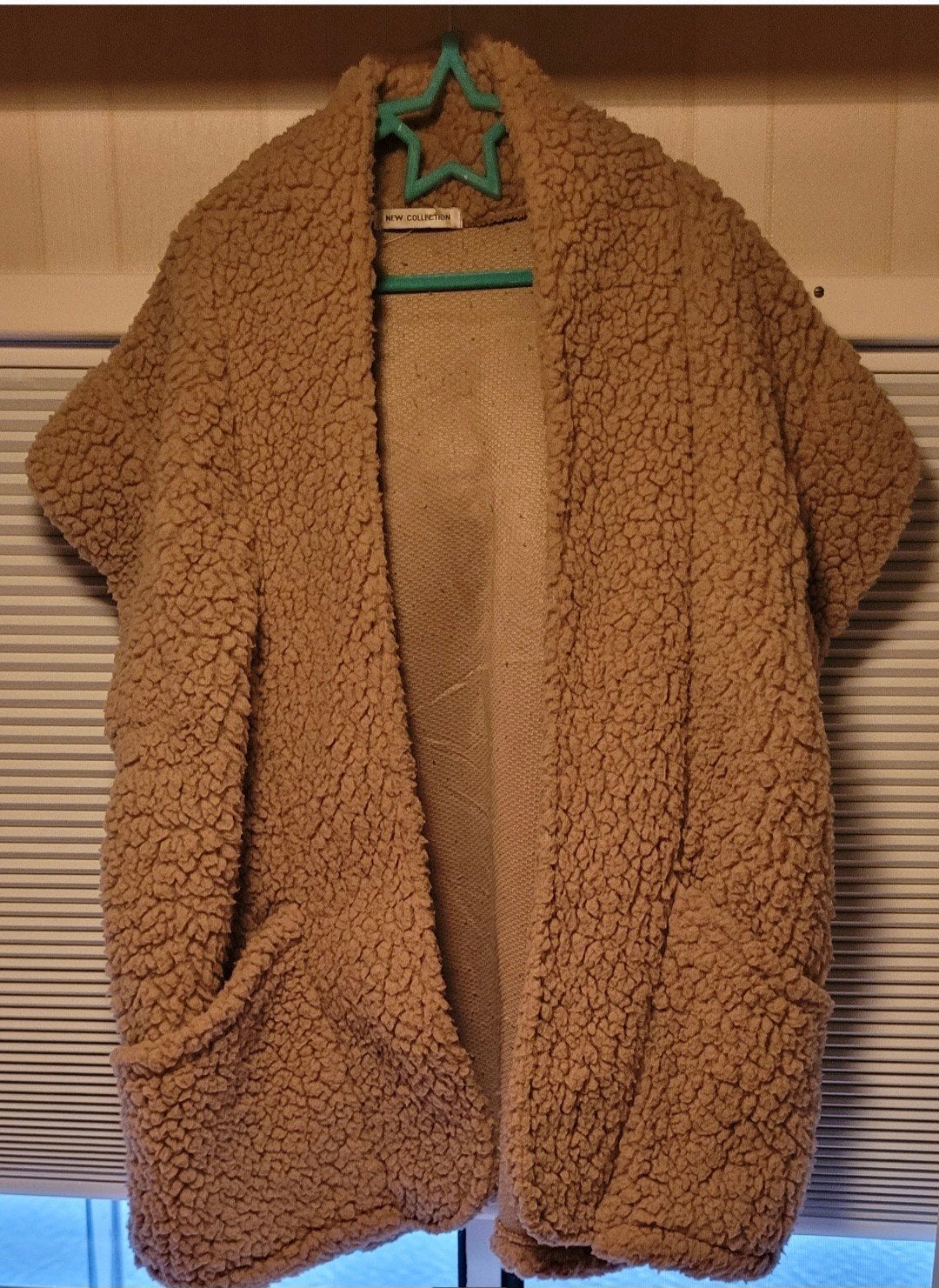 Teddy camel bruin vest - draagbaar in maat M en L, Kleding | Dames, Bodywarmers, Bruin, Maat 42/44 (L), Ophalen of Verzenden, Gedragen