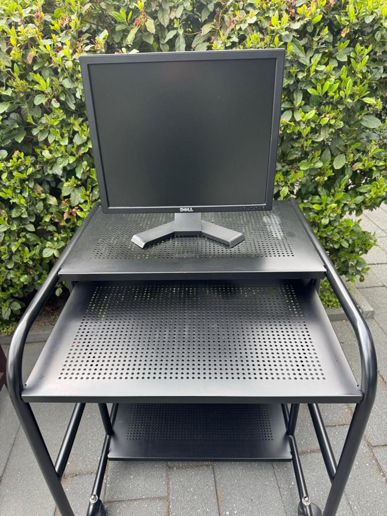 Zwart metalen computerbureau met 3 plateau’s, Ophalen, Gebruikt, 70 tot 120 cm, Metaal