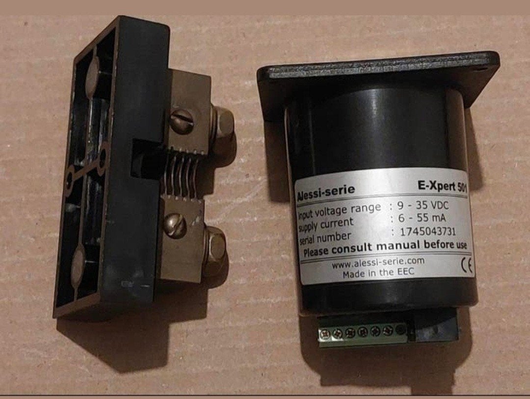 Batterij monitor E-xpert 501, Watersport en Boten, Ophalen of Verzenden, Zo goed als nieuw, Kabel of Apparatuur