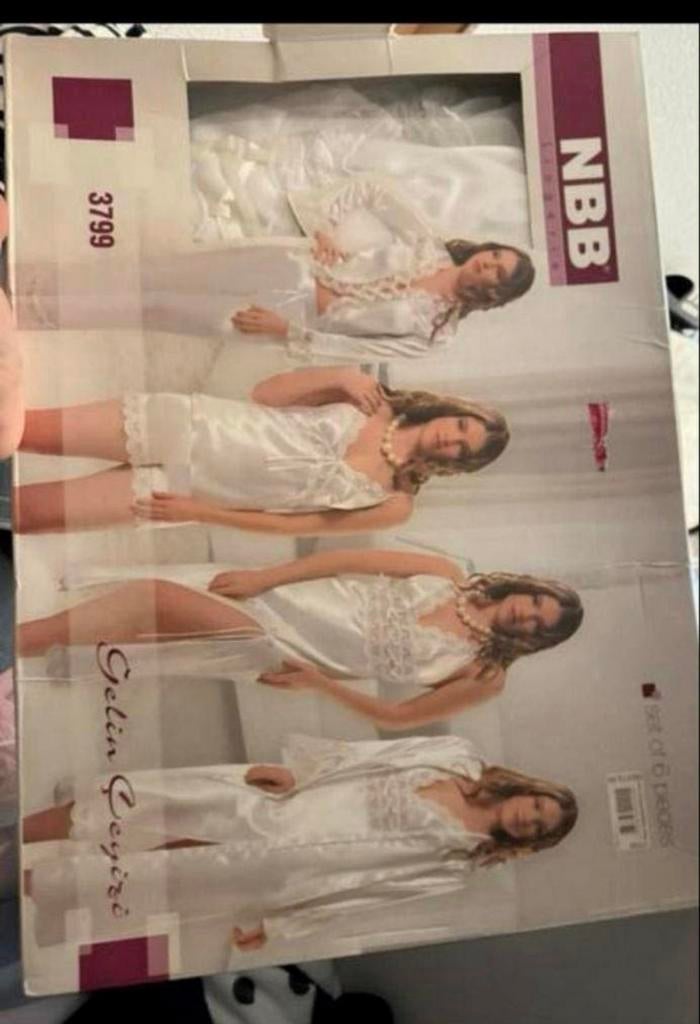 Witte Satijnen Nachtkleding Set, Ophalen of Verzenden, Wit, Nachtkleding
