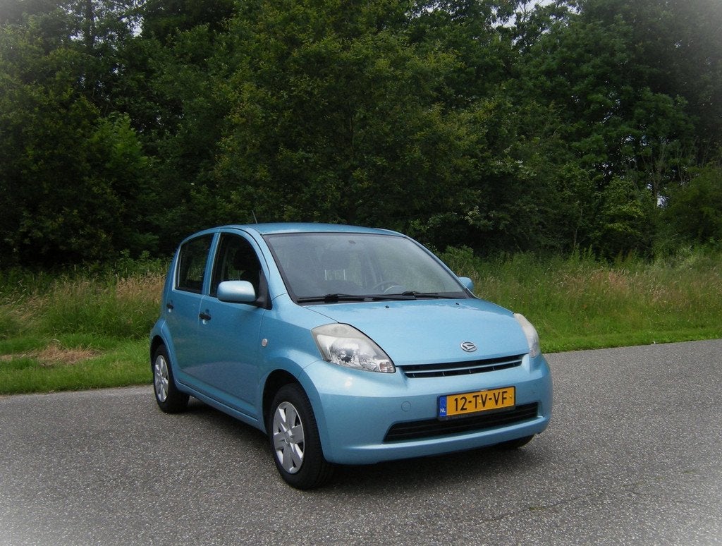Daihatsu Sirion 2 1.3-16V Comfort AUTOMAAT . 5 Deurs . Elec, Auto's, Daihatsu, Stof, Gebruikt, 4 cilinders, Blauw