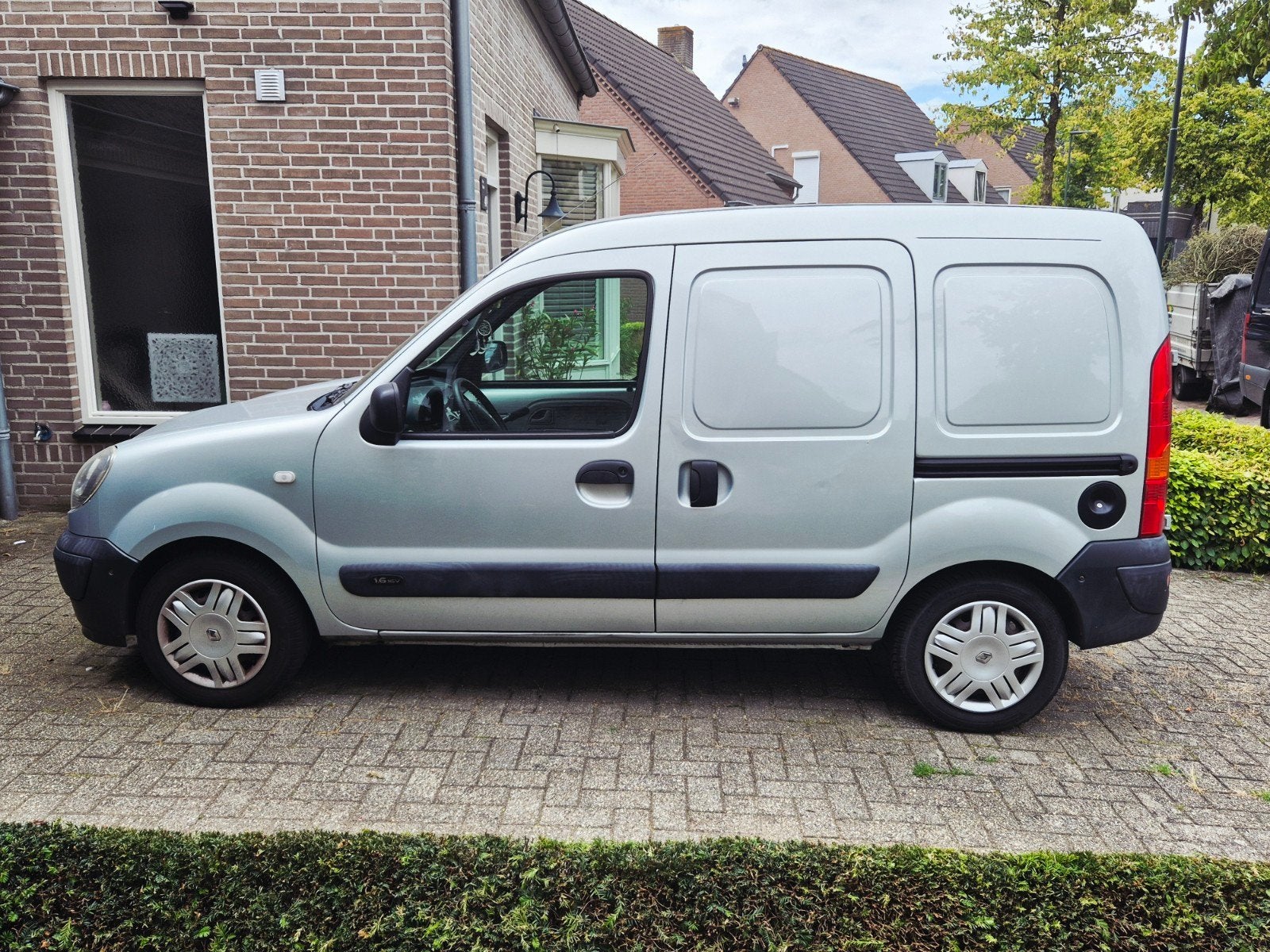 Renault Kangoo 1.6, rolstoelauto mindervalide, zelfrijder, Stof, Zwart, Renault, 1070 kg