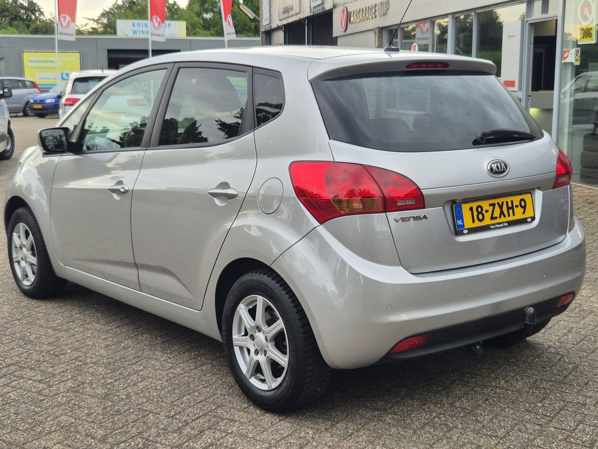 Kia Venga 1.6 CVVT Super Pack AIRCO, NAVIGATIE, TREKHAAK, PA, Auto's, Euro 5, 15 km/l, 4 cilinders, Leder en Stof